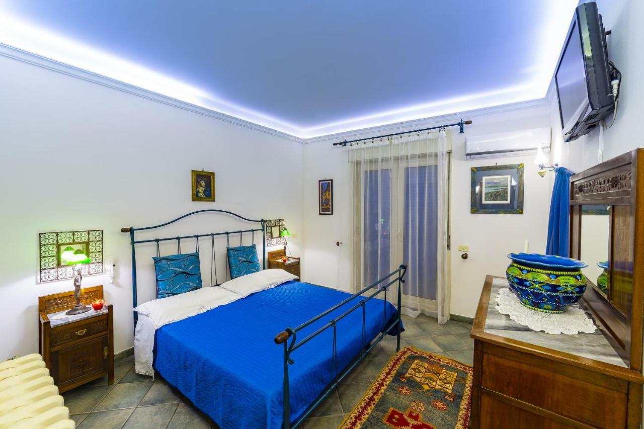 Attico Rooms Giardini Naxos Exterior photo